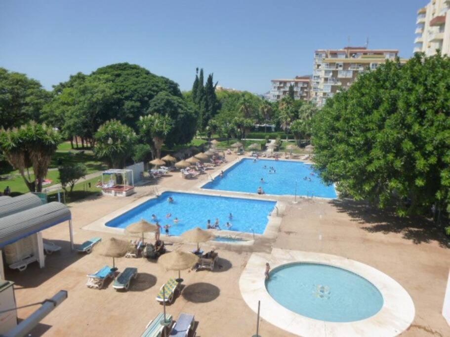 Apt Con Espectacular Vista, Piscinas, Recep 24 Hs Benalmádena Esterno foto